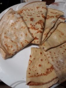 Crepes auf dem Teller